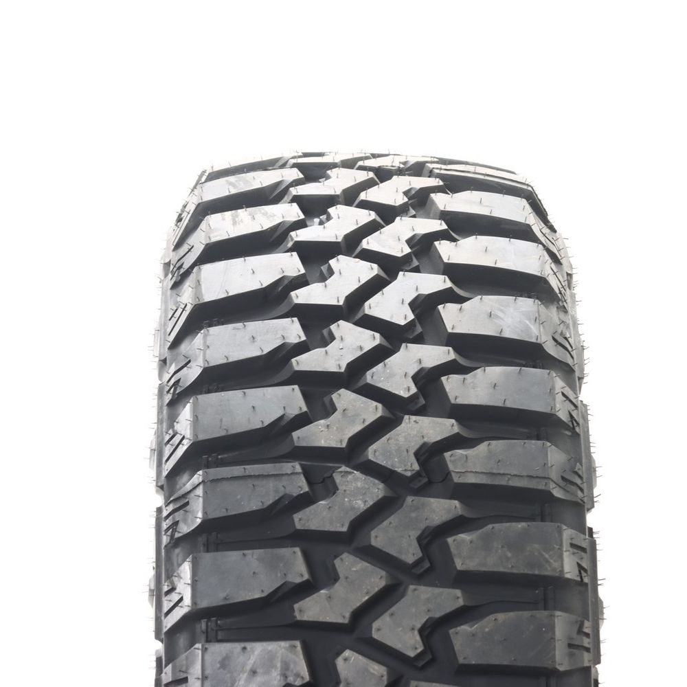 New LT 275/70R18 Evoluxx Rotator M/T 125/122Q E - Image 2