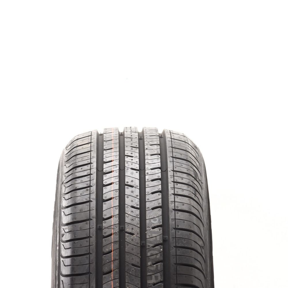 New 215/65R16 Kumho Solus TA31 98H - Image 2