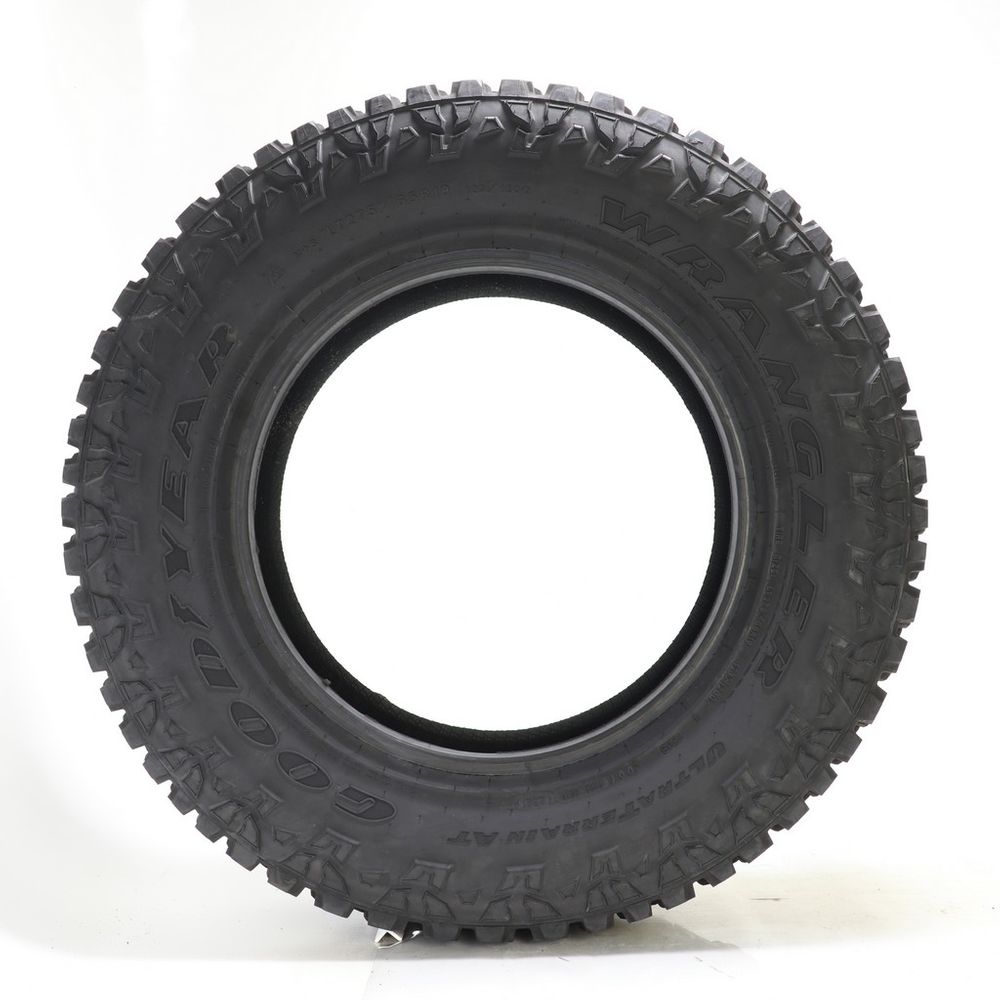 New LT 275/65R18 Goodyear Wrangler Ultra Terrain AT 123/120Q E - 18/32 - Image 3