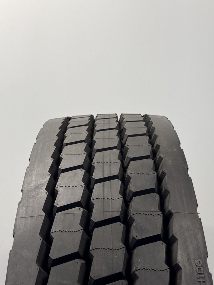 New 295/75R22.5 Fortune FDH106 ET 146/143L - Image 2