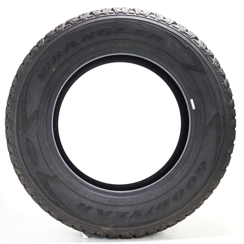 Set of (2) Used LT 275/65R20 Goodyear Wrangler All-Terrain Adventure Kevlar 126/123S E - 14-15/32 - Image 3