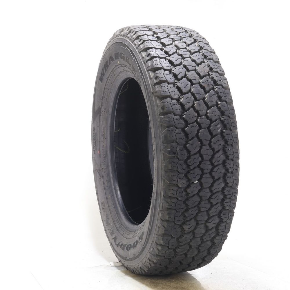 Set of (2) Used LT 275/65R20 Goodyear Wrangler All-Terrain Adventure Kevlar 126/123S E - 14-15/32 - Image 4