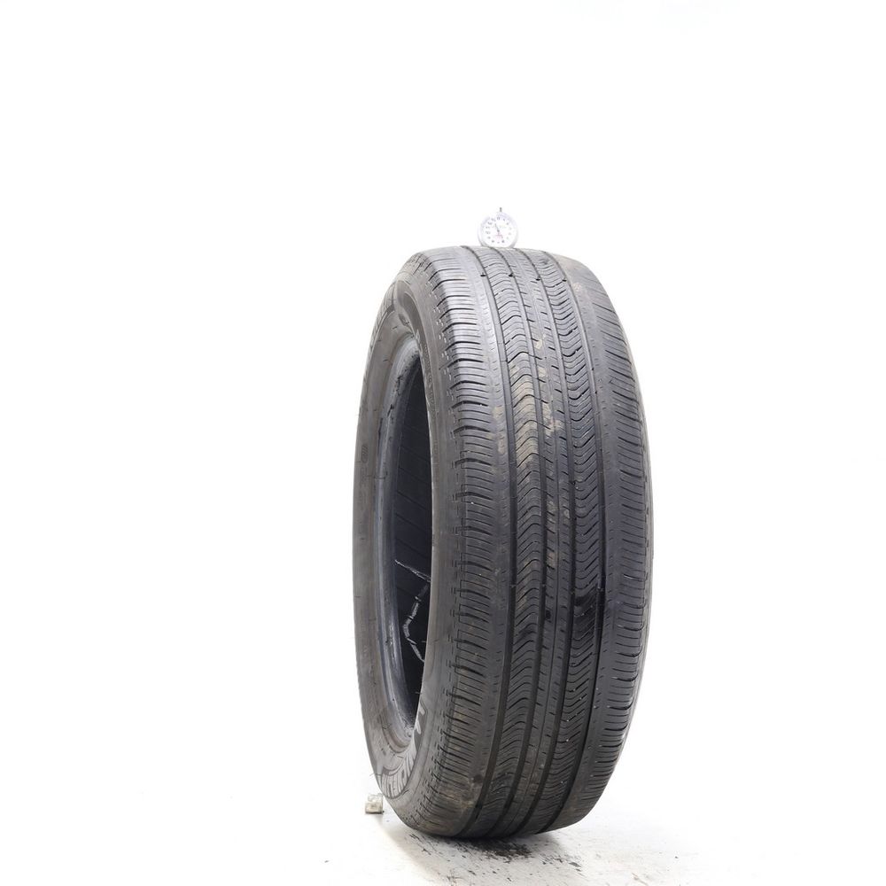 Set of (2) Used 235/60R18 Michelin Primacy MXV4 102T - 5.5/32 - Image 1