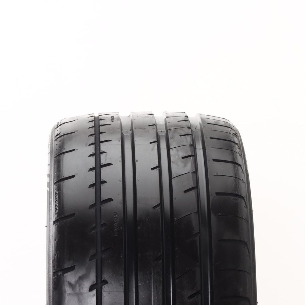 Set of (2) New 285/30R20 Yokohama Advan Apex V601 99Y - Image 2